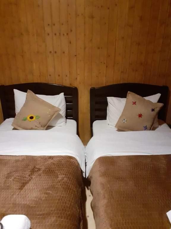 ホテル Bana カズベギ エクステリア 写真